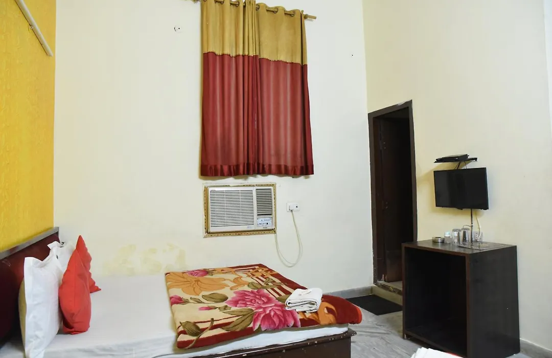 Hotel C-9-1