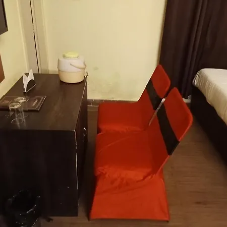 Hotel C-9-3